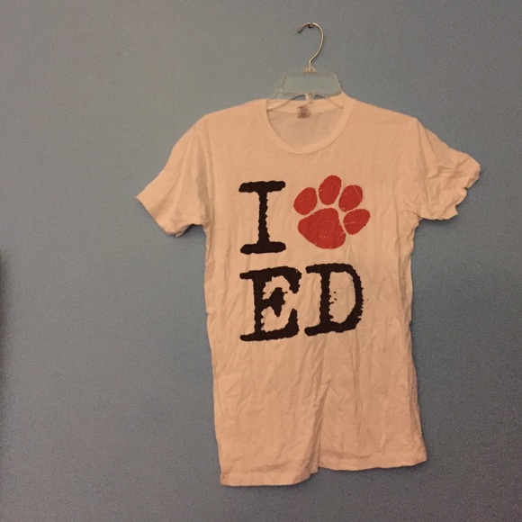 I "pawprint" Ed shirt