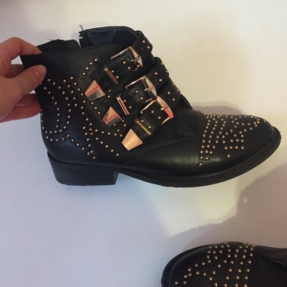 Black/Gold Studded booties - Picture 2 of 2