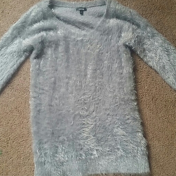 Grey sweater by Apt.9