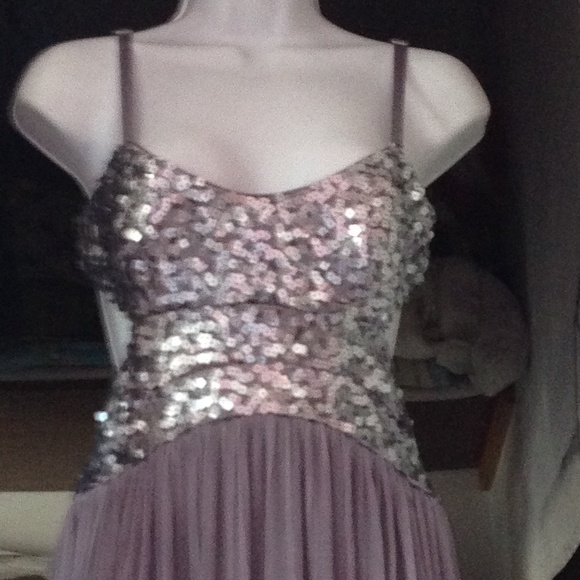 Jessica Simpson floor length silver gown size 2 - Picture 3 of 4