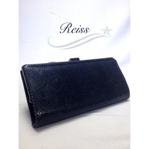 💙 Reiss Navy Clutch 💙