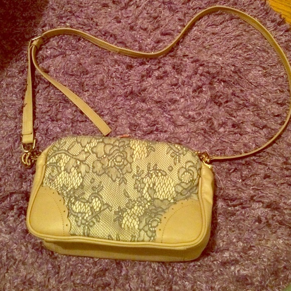 Crossbody bag...