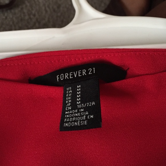 Red forever 21 flare skirt - Picture 2 of 2