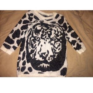 Tiger sweater.