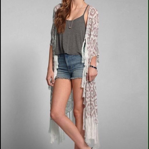 NWOT ABERCROMBIE & FITCH Elaine Kimono