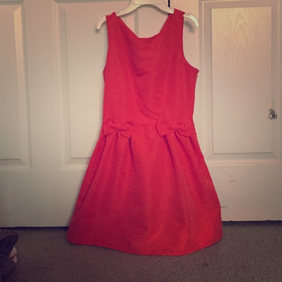 Red dress - Picture 1 of 1
