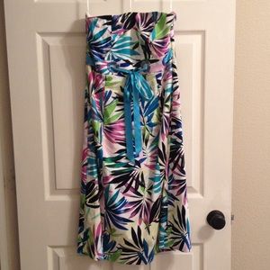 BEAUTIFUL strapless floral print dress