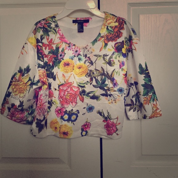 Floral crop top