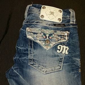 NWOT Miss Me Aztec Embroidered Cropped jeans!