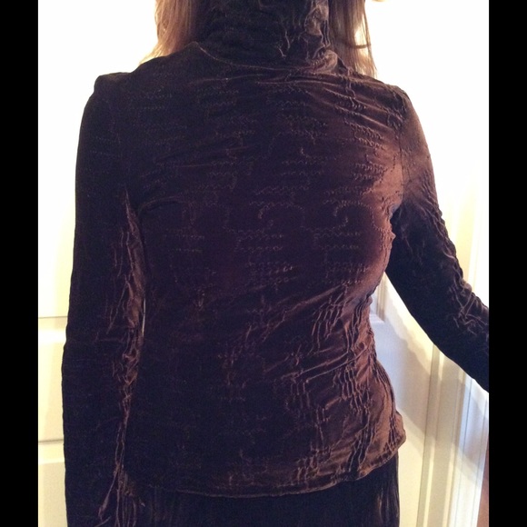 Designer velvet skirt and top - Picture 3 of 3