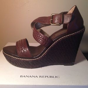 REDUCED!!!: Brown leather Banana Republic wedges