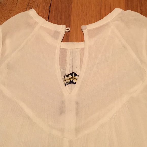 Tank top. - Picture 3 of 3