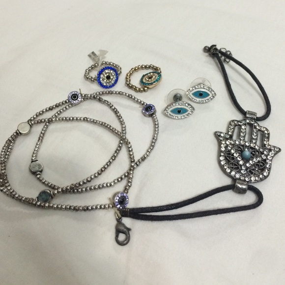 Evil eye and hamsa hand