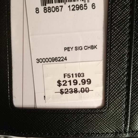 Coach Wallet - Picture 4 of 4