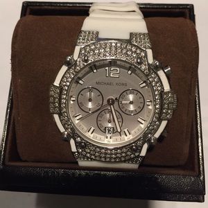 Michael Kors MK5509 White Rubber Crystal watch