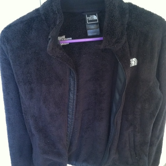 Black fuzzy northface