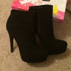 black suede booties 😍