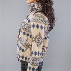 Jack BB Dakota
The Bordeaux Jacket in Multi