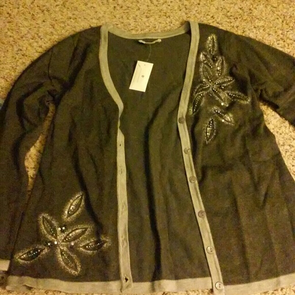 3 work dress shirts - Picture 4 of 4