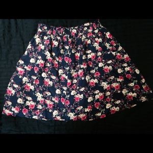 Flowery forever 21 skirt