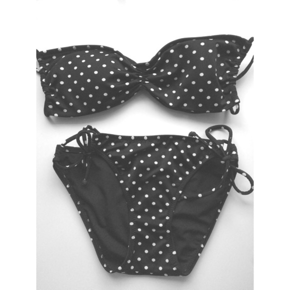 Adorable Victoria's Secret Bikini Brand New