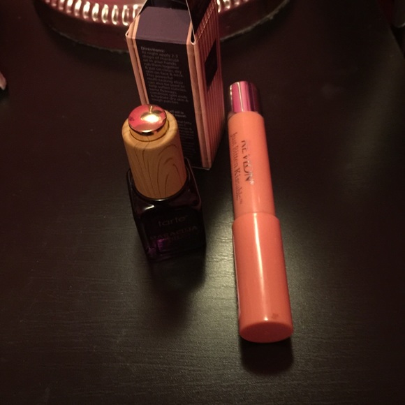 Makeup bundle! - Picture 4 of 4