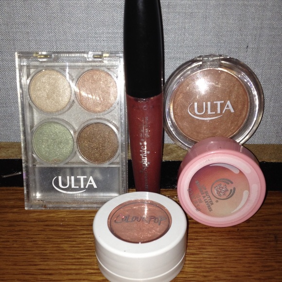 Mini Makeup Bundle
