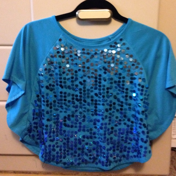 Top - Picture 1 of 2