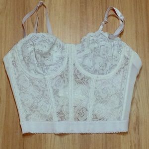 White lace busier