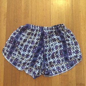 Brandy Melville Flowy Patterned Shorts