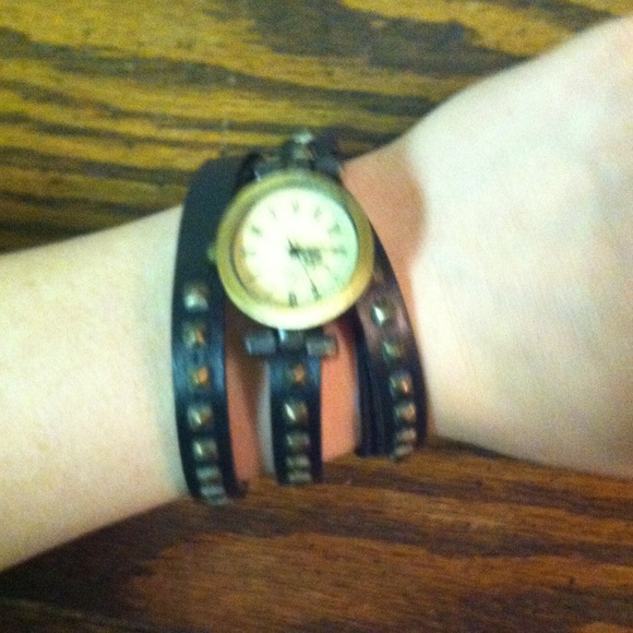 Watch - Picture 2 of 2