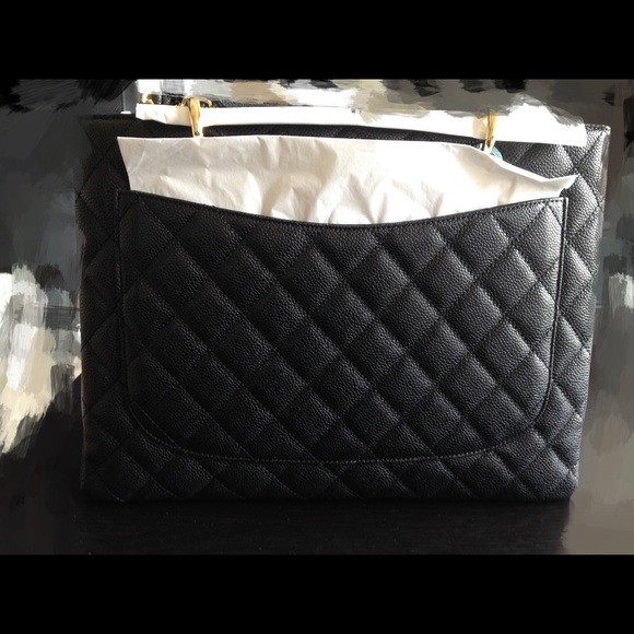 Chanel bag - Picture 2 of 2