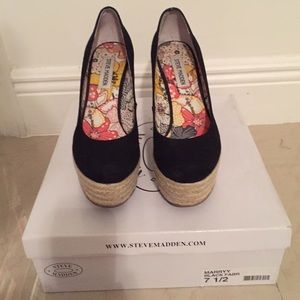 Steve Madden Wedges