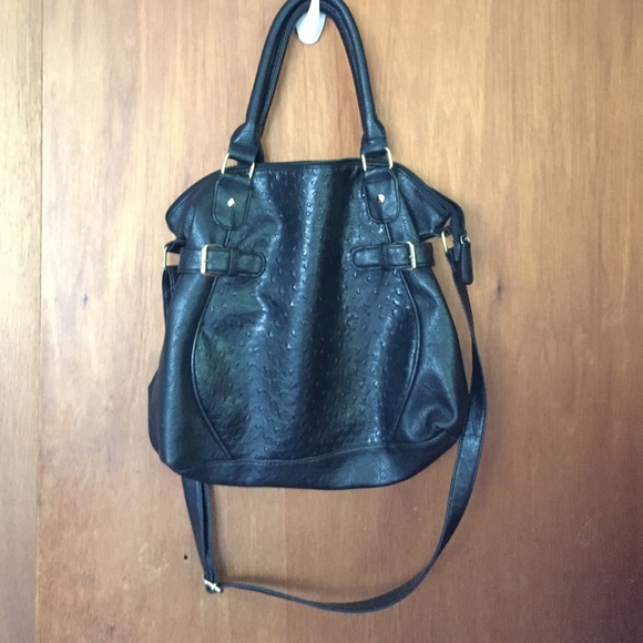 Black and yellow gold bag
