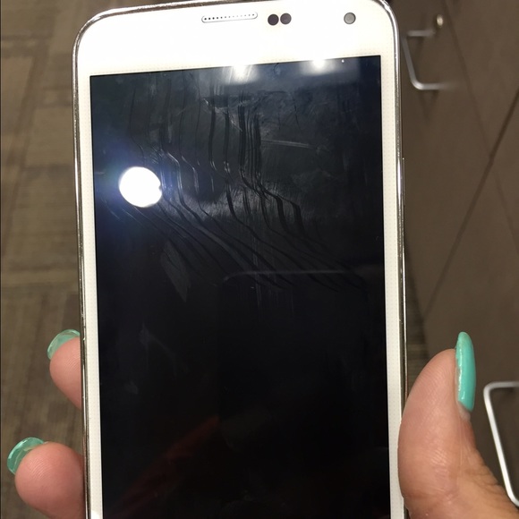 Galaxy S5 used but in excellent condition $200