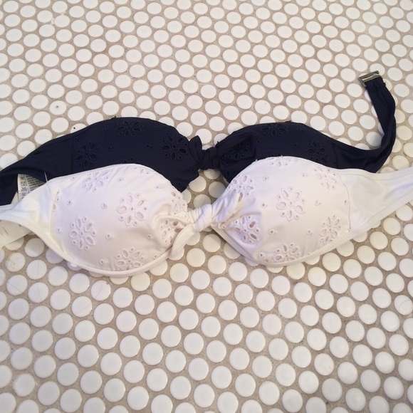 Bundle of 2 bikinis