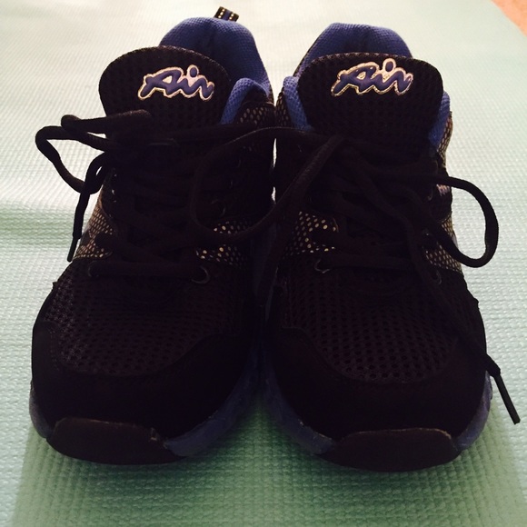 Running sneakers - Picture 3 of 4
