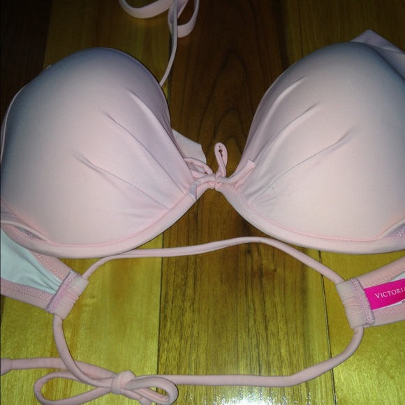 Victoria's Secret bikini TOP
