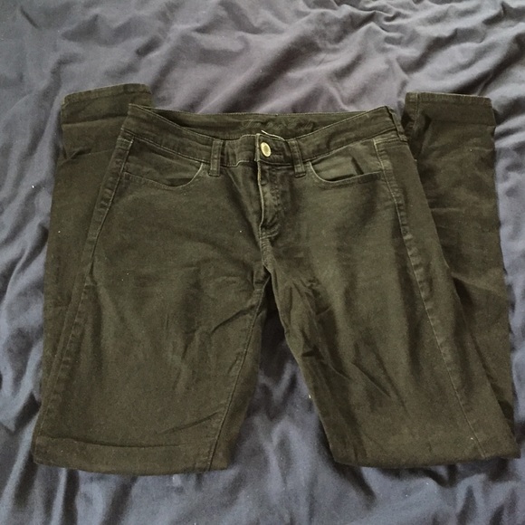 Faded black AE jegging