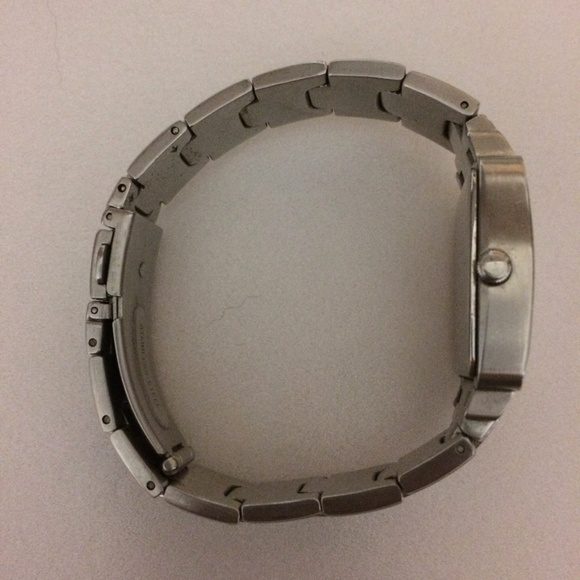 Kenneth Cole Watch - Picture 3 of 4