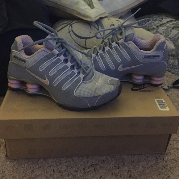 Nike Shox. Barely worn. Good condition