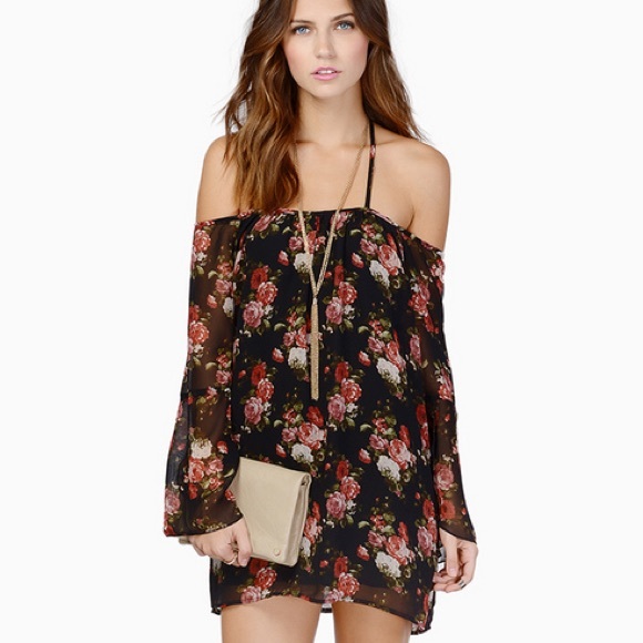 Tobi Dresses & Skirts - Tobi Suzie Floral Dress