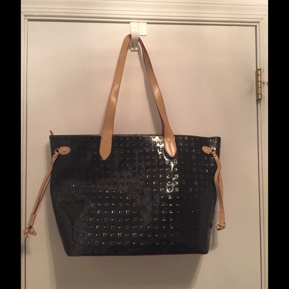 ARCADIA Ex Large 💯 Patent Leather Tote 👜