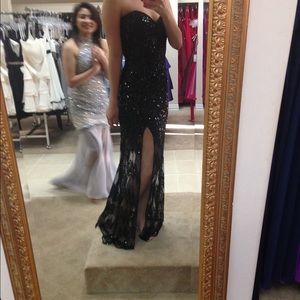 Black sequined long prom dress