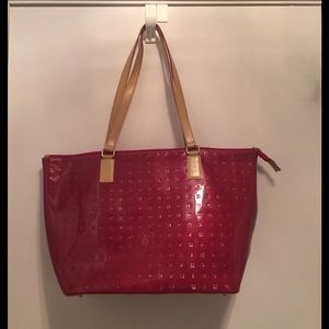 ARCADIA Red Patent Leather tote 👜💯