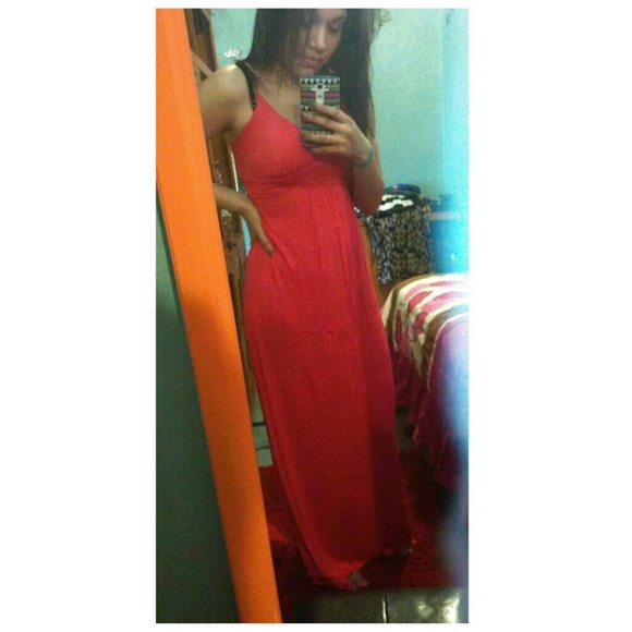 Super adorable long pink dress