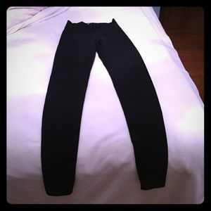 Yoga pants. Black. Hard Tail.