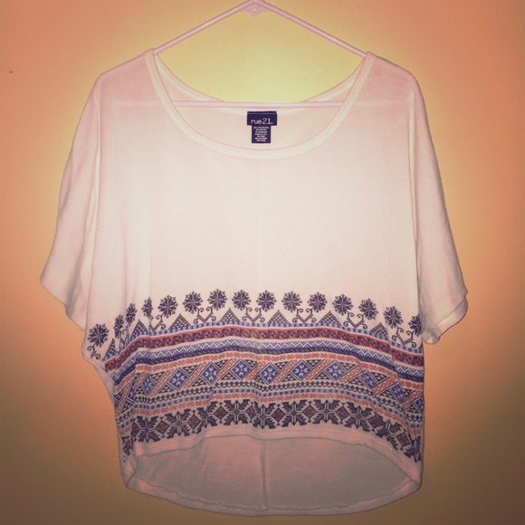 Tribal Print High-Lo Top - Picture 1 of 2