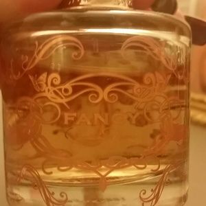 Jessica Simpson fancy perfume used