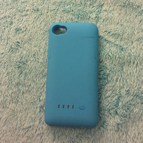 Blue iPhone 4/4s charging case